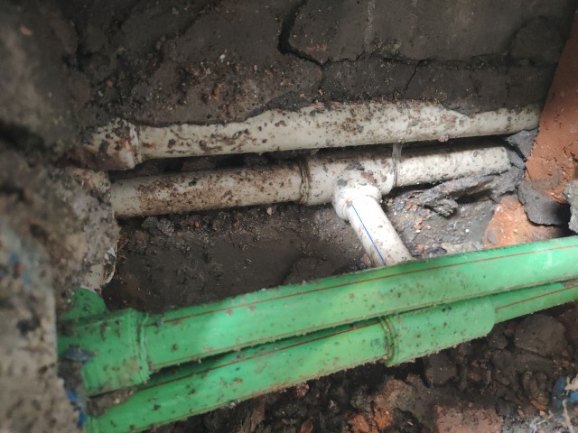 金堂县消防水管漏水检测维修.客厅漏水检测维修